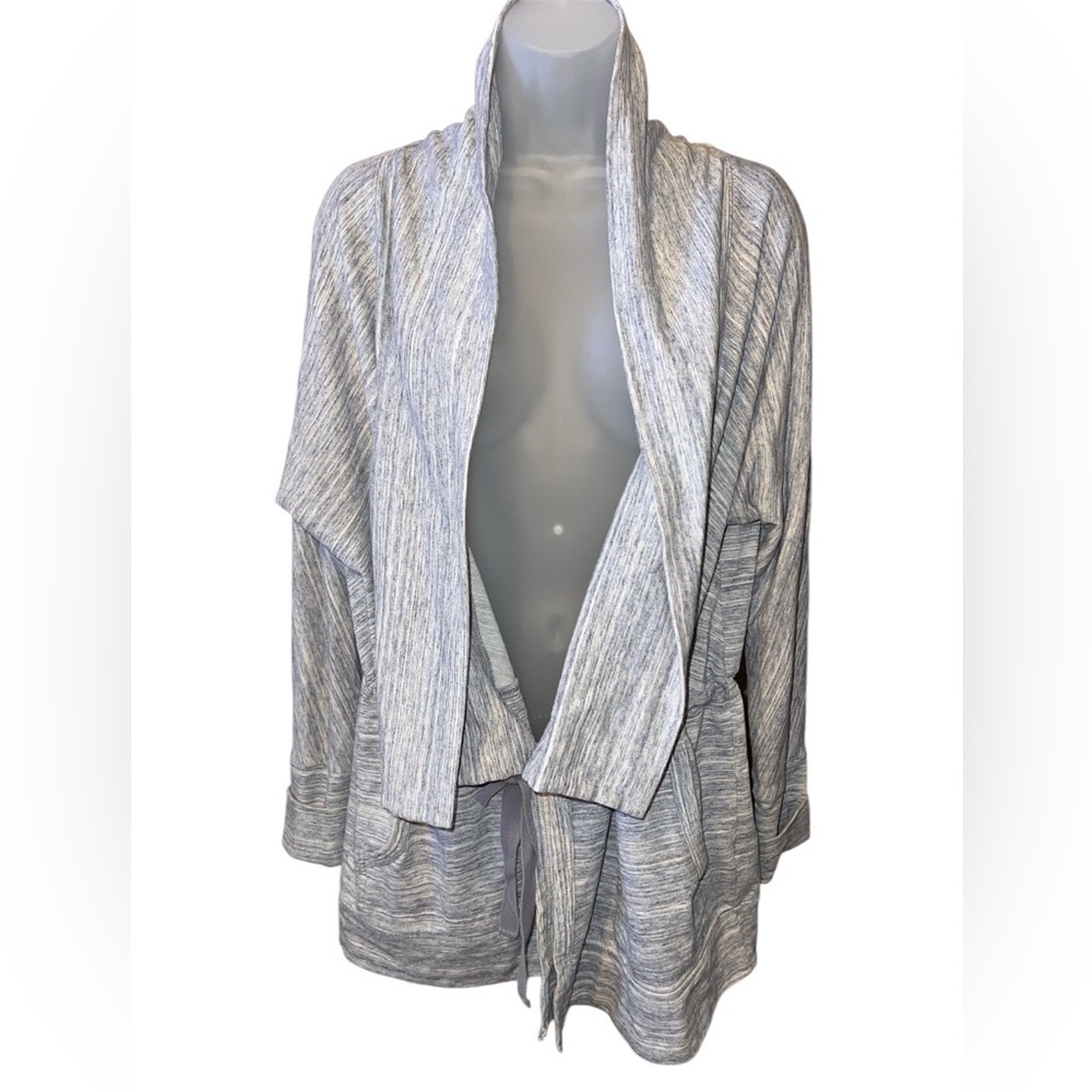 Light long sleeve cotton waterfall knit, tie at waist, perfectly placed pockets - Picture 3 of 8